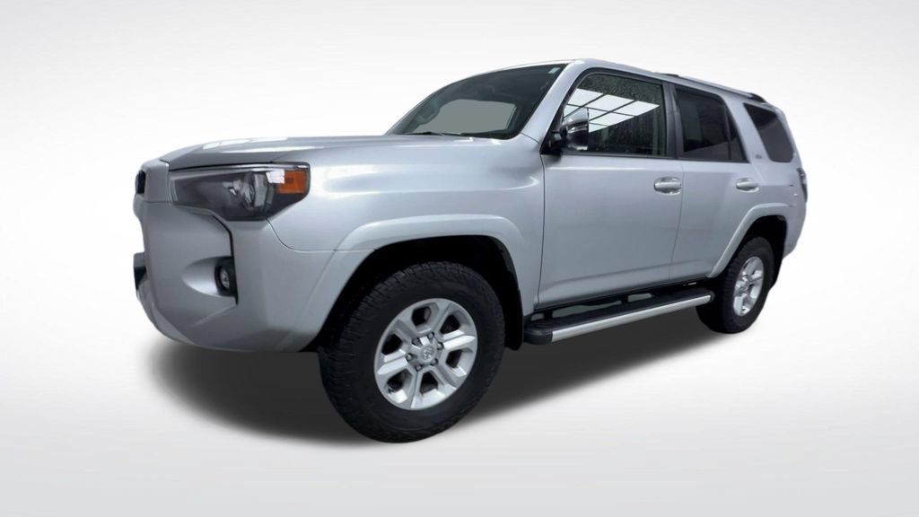 Certified 2023 Toyota 4Runner SR5 Premium w/ Moonroof Package AWD/4WD image 22