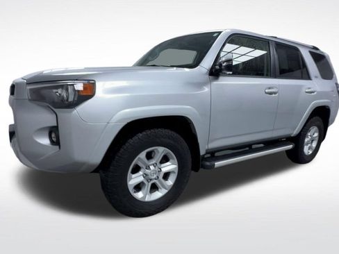 Certified 2023 Toyota 4Runner SR5 Premium w/ Moonroof Package AWD/4WD image 22