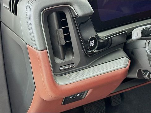 New 2026 Porsche Cayenne E-Hybrid Coupe image 11