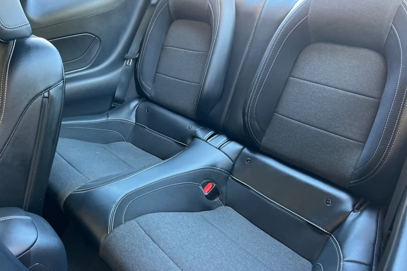 Used 2024 Ford Mustang Coupe RWD image 4