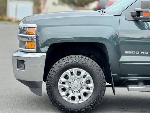 Used 2017 Chevrolet Silverado 2500 LT w/ LT Convenience Package image 14