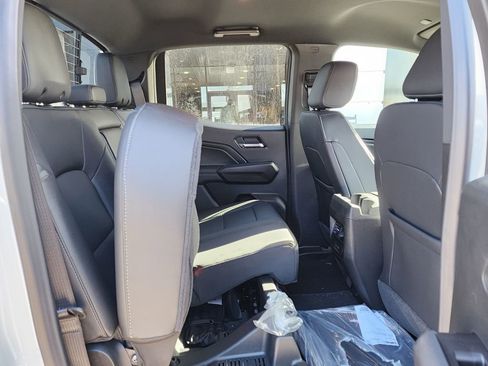 New 2026 GMC Canyon Elevation w/ Convenience Package image 44