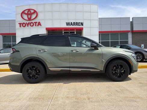 Used 2023 Kia Sportage X-Pro image 3