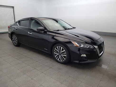 Used 2019 Nissan Altima 2.0 Edition One FWD image 11