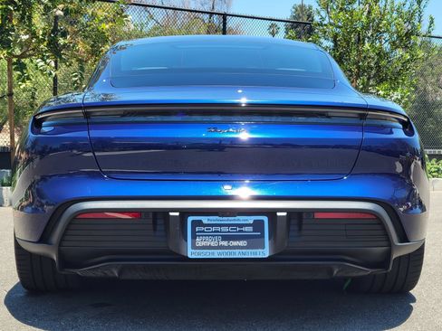 Used 2022 Porsche Taycan RWD image 6