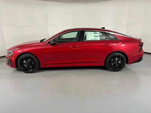 New 2026 Kia K5 GT-Line image 5