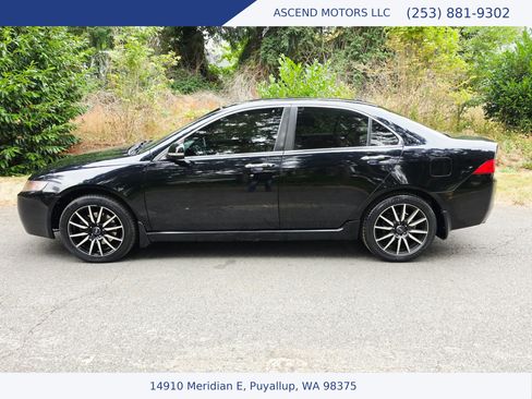Used 2005 Acura TSX FWD image 2