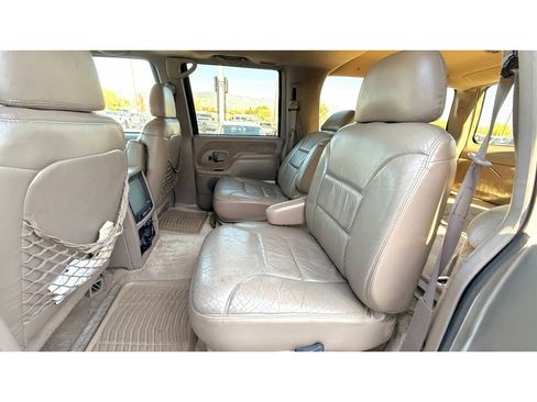 Used 1999 Chevrolet Suburban LT w/ Preferred Equipment Group 3 image 17