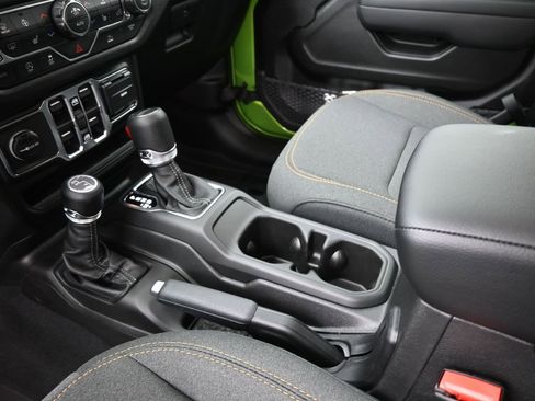 New 2026 Jeep Gladiator Sport AWD/4WD image 31