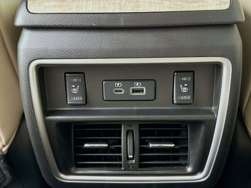 Used 2023 Nissan Murano SL w/ SL Moonroof Package image 28