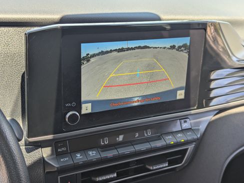 Used 2025 Toyota Camry LE FWD image 24