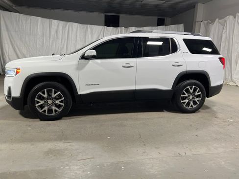 Used 2020 GMC Acadia SLE w/ Driver Convenience Package FWD image 4