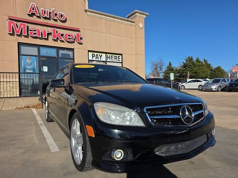 Used 2010 Mercedes-Benz C 300 4dr Sdn C 300 Sport RWD image 3