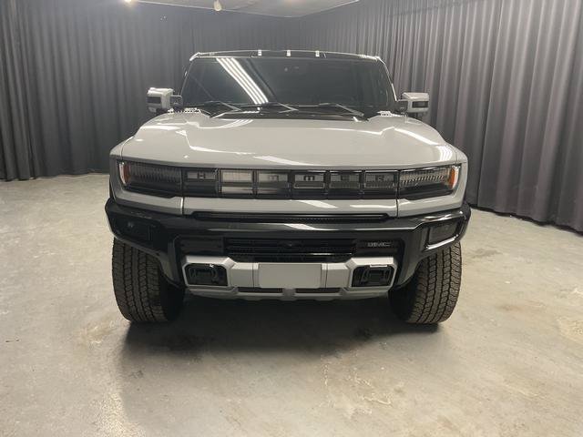 Used 2024 GMC Hummer EV 2X w/ LPO, Illumination Package AWD/4WD image 4