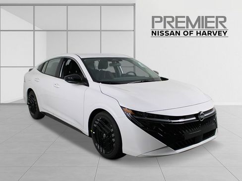 New 2026 Nissan Sentra SR w/ SR Premium Package FWD image 7