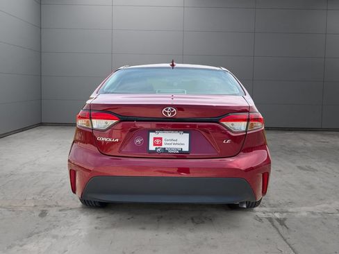 Certified 2025 Toyota Corolla LE FWD image 4