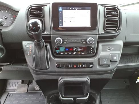 Used 2024 RAM ProMaster 3500 w/ Safety Group FWD image 22