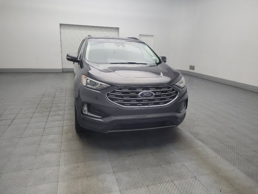 Used 2020 Ford Edge Titanium FWD image 14