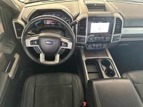 Used 2019 Ford F350 Lariat w/ Lariat Ultimate Package AWD/4WD image 17