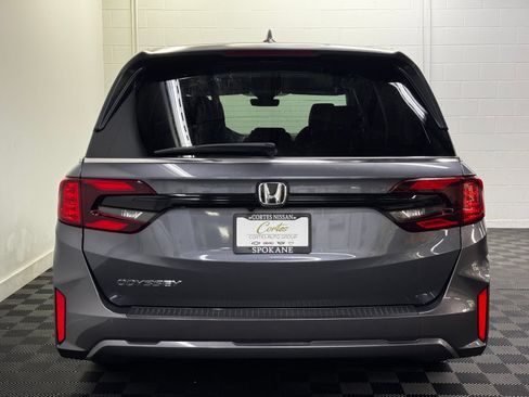 Used 2025 Honda Odyssey EX-L image 6