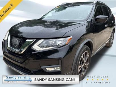 Used 2017 Nissan Rogue SL