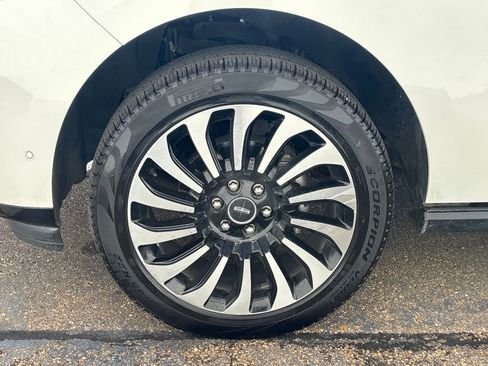 Used 2022 Lincoln Navigator L Black Label image 25