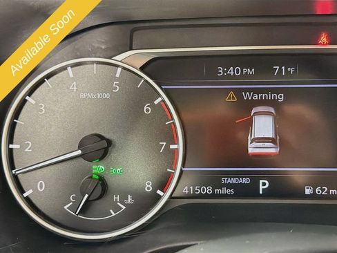 Used 2021 Nissan Rogue SV FWD image 13