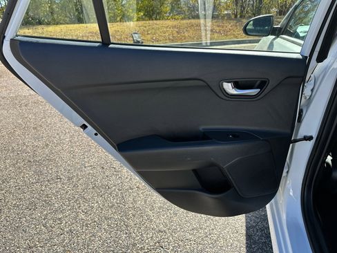 Used 2021 Kia Rio S image 21