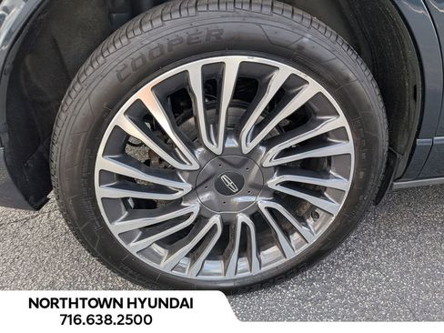 Used 2020 Lincoln Corsair Reserve w/ Equipment Group 201A image 51