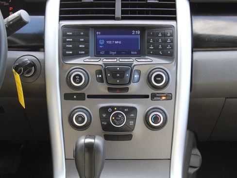 Used 2014 Ford Edge SE w/ Equipment Group 101A image 32