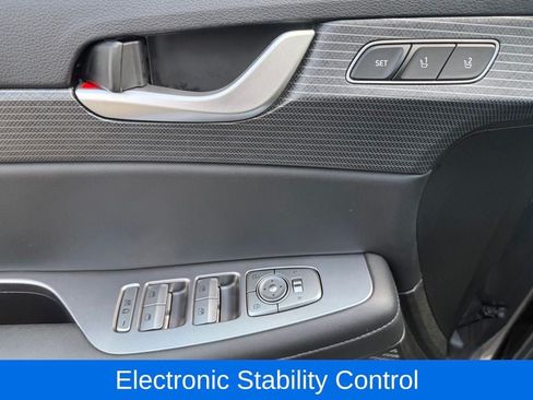 Certified 2023 Hyundai Palisade Limited AWD/4WD image 21