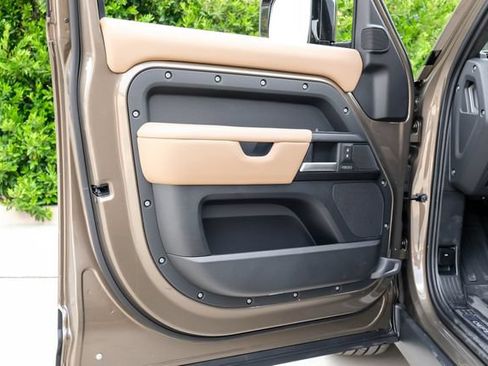 New 2026 Land Rover Defender 110 X AWD/4WD image 51