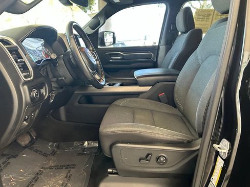 Used 2020 RAM 1500 Big Horn AWD/4WD image 6