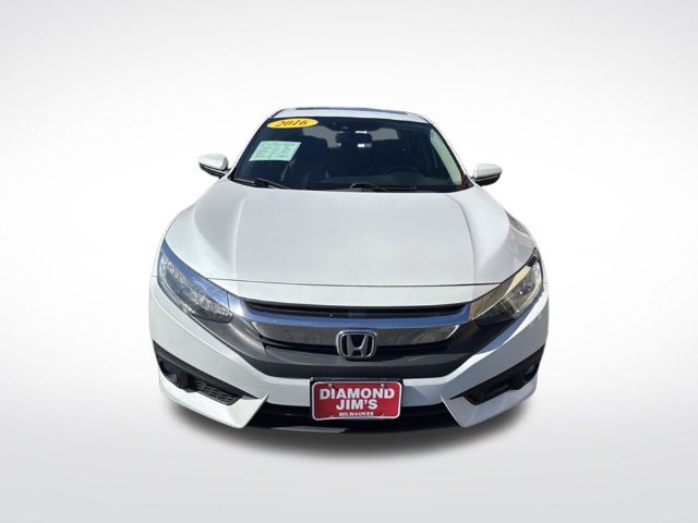 Used 2016 Honda Civic Touring image 2
