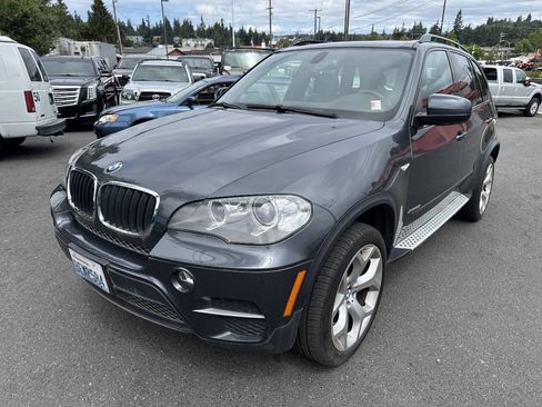 Used 2013 BMW X5 xDrive35i AWD/4WD image 1