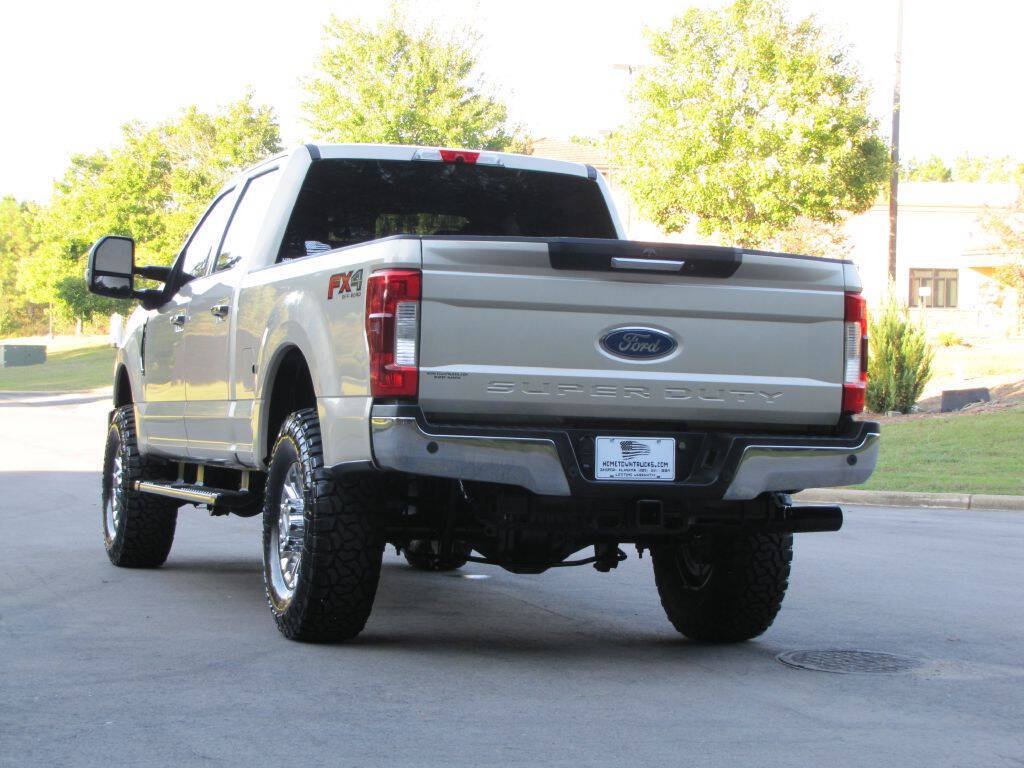Used 2018 Ford F250 XLT w/ XLT Premium Package AWD/4WD image 10