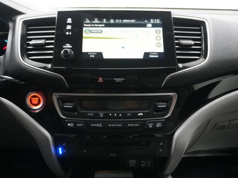Used 2020 Honda Pilot Elite image 24