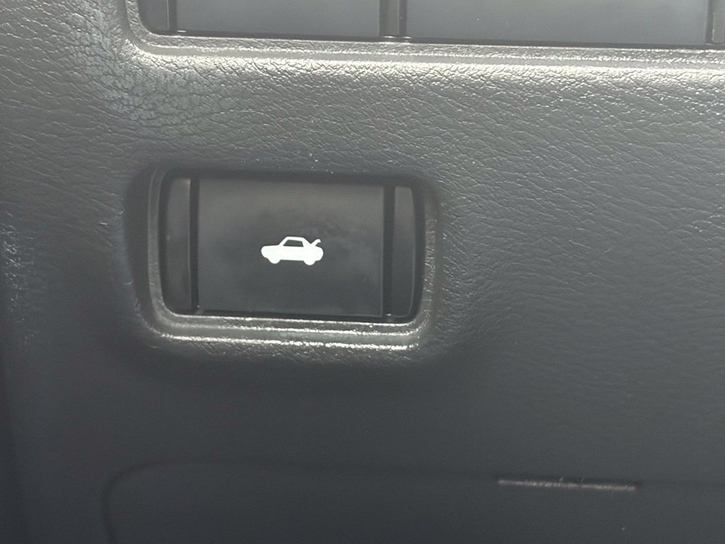 Used 2023 Nissan Sentra S FWD image 47