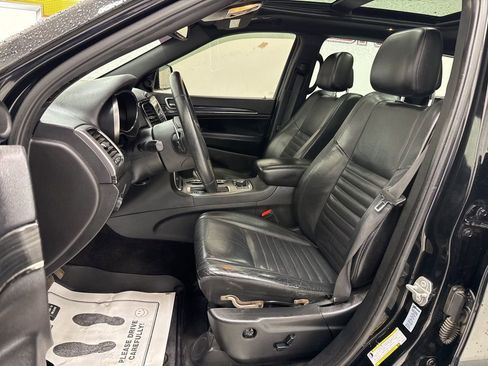 Used 2019 Jeep Grand Cherokee Limited X image 19