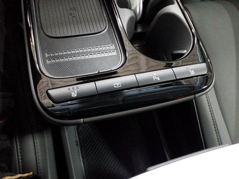 New 2026 Hyundai Ioniq 5 SEL image 9