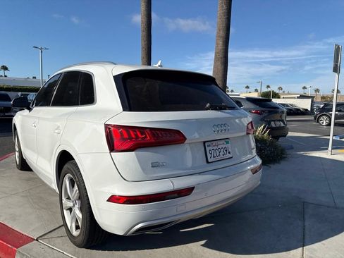 Used 2020 Audi Q5 2.0T Premium w/ Convenience Package AWD/4WD image 12