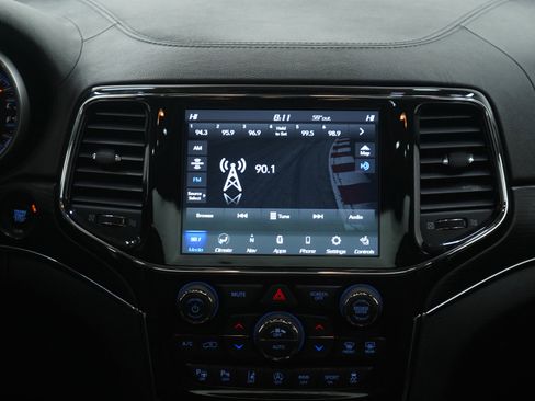 Used 2021 Jeep Grand Cherokee Summit image 16