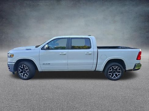Used 2025 RAM 1500 Laramie AWD/4WD image 6
