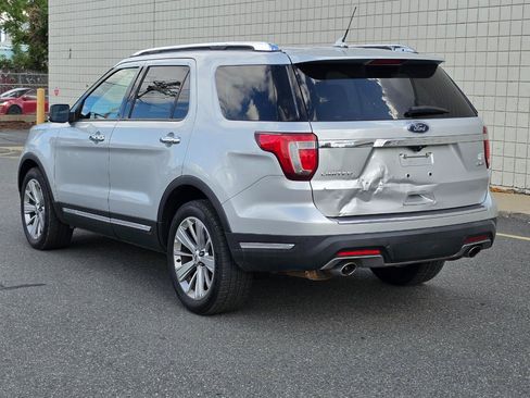 Used 2019 Ford Explorer Limited w/ Class III Trailer Tow Package AWD/4WD image 5