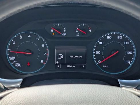 Used 2023 Chevrolet Traverse LT FWD image 19