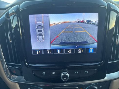 Certified 2023 Chevrolet Traverse Premier w/ LPO, Floor Liner Package image 26