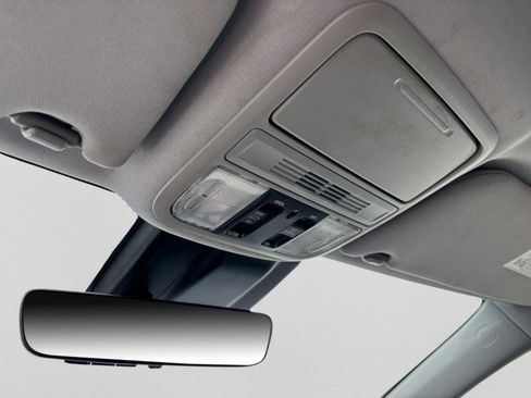 Used 2018 Honda Odyssey EX-L image 32