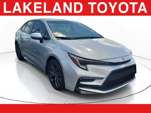 Used 2024 Toyota Corolla SE FWD image 1