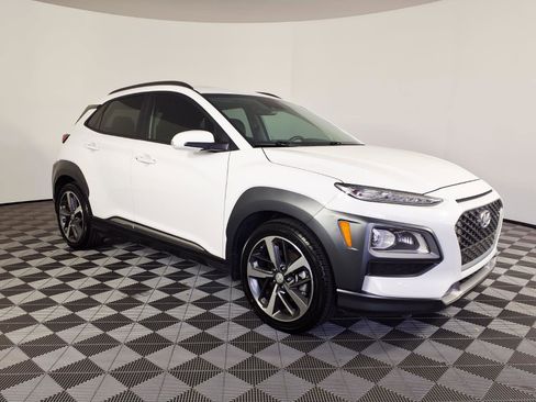 Used 2021 Hyundai Kona Limited w/ Cargo Package image 3