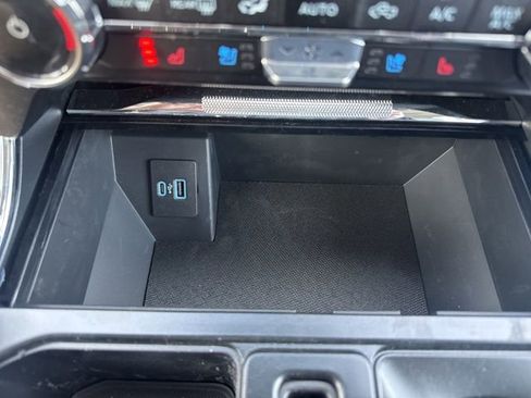 Used 2023 Ford F150 Lariat image 37